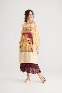 Layla Tshirt Cotton Art Nouveau dress. Burgundy