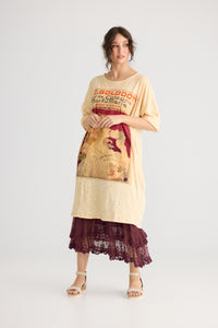 Layla Tshirt Cotton Art Nouveau dress. Burgundy