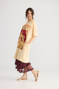 Layla Tshirt Cotton Art Nouveau dress. Burgundy
