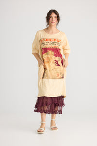 Layla Tshirt Cotton Art Nouveau dress. Burgundy