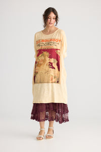 Layla Tshirt Cotton Art Nouveau dress. Burgundy