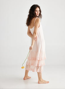 Evangeline slip. Pale pink