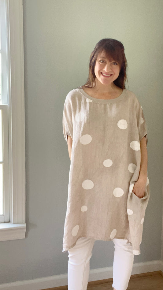 Rosabella Linen T-shirt Dress. Beige Polka Dot