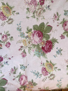 Poetry Of Flowers fabric collection. Pink Tearose Bouquet
