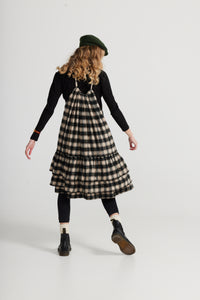 London dress. Black Plaid
