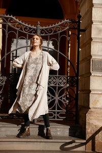 Primavera floral linen dress. Mocha