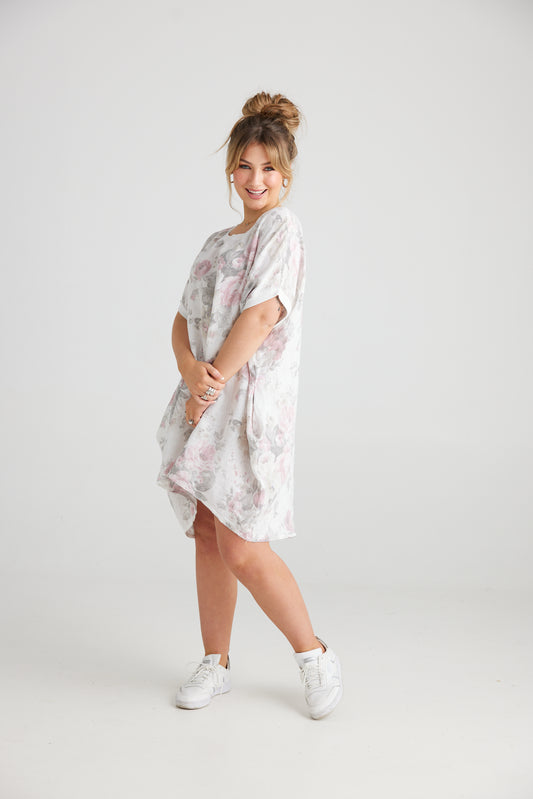 Rosabella Linen T-shirt Dress. White Romantic Rose